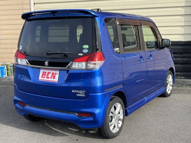 Car thumbnail 3
