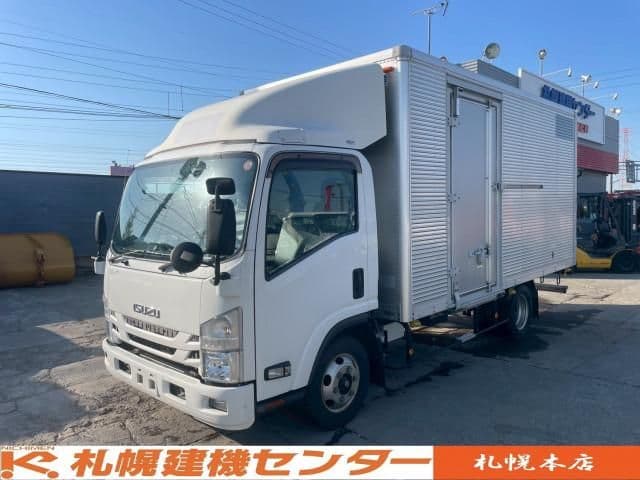 ISUZU