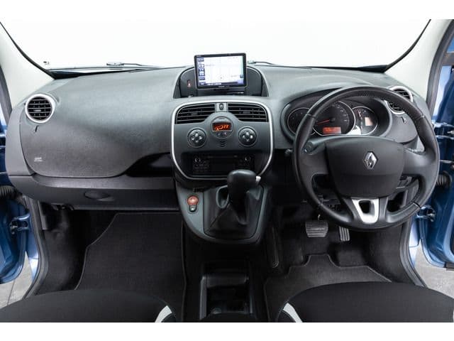 Car thumbnail 2