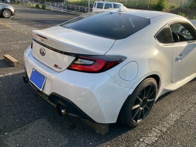 Car thumbnail 4