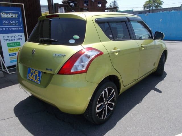 Car thumbnail 4