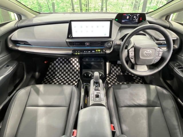 Car thumbnail 2