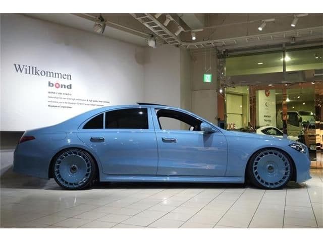 Car thumbnail 2