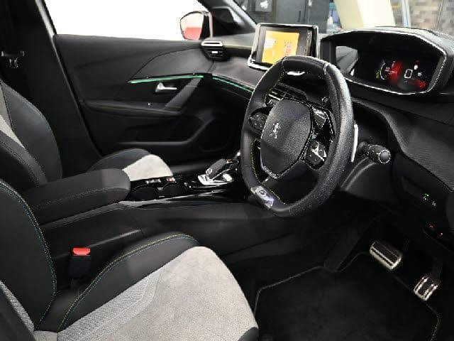 Car thumbnail 4