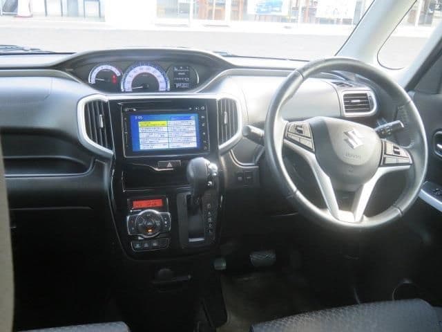 Car thumbnail 4
