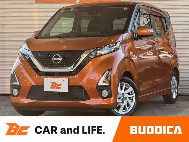 NISSAN