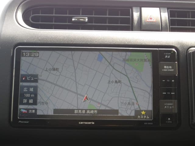 Car thumbnail 4
