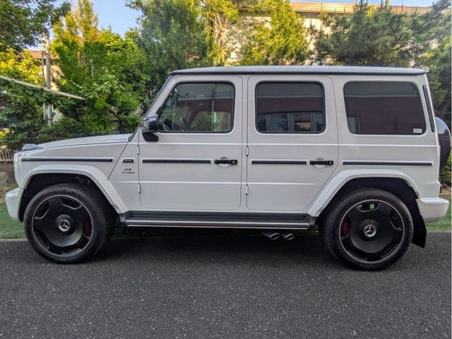 Car thumbnail 3