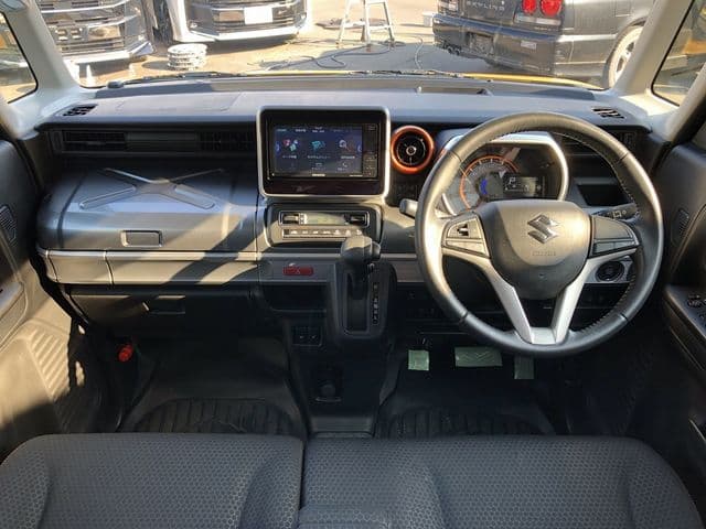 Car thumbnail 3