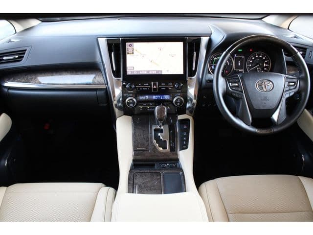 Car thumbnail 3