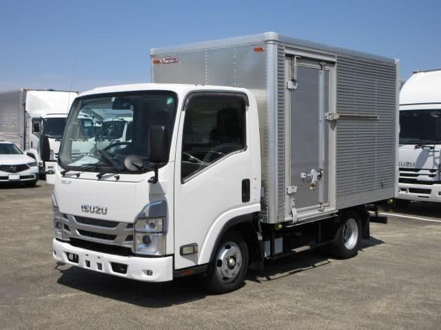 ISUZU