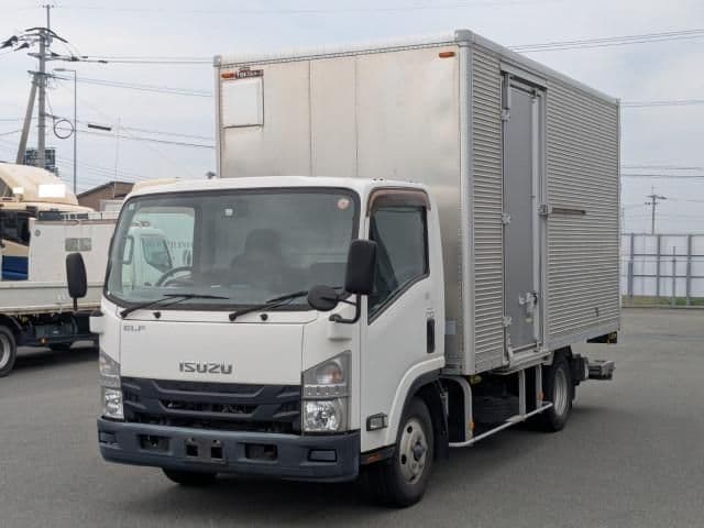 ISUZU