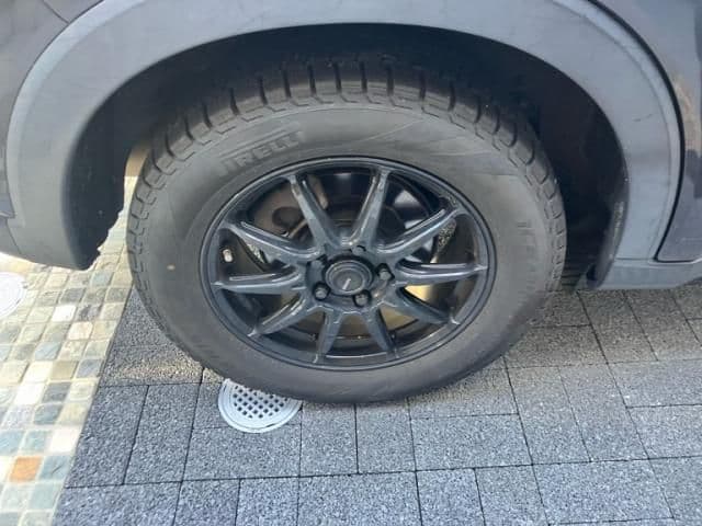 Car thumbnail 4