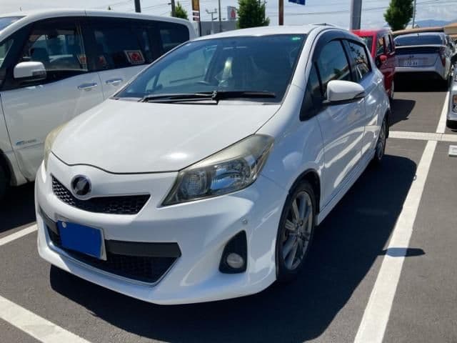 Car image 1