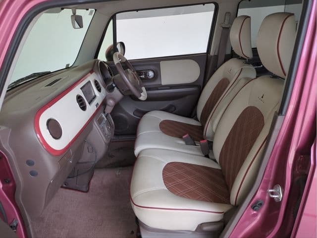 Car thumbnail 4