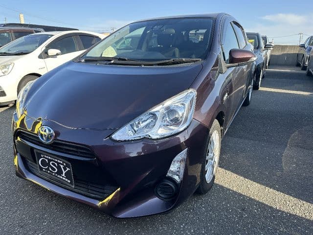 Car image 1