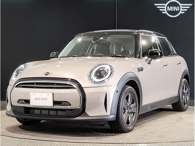Car image 1