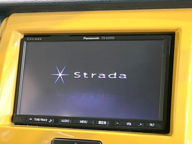 Car thumbnail 3