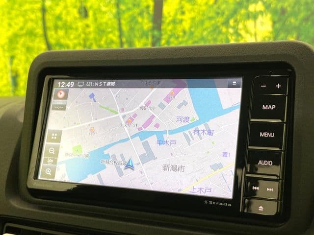 Car thumbnail 4