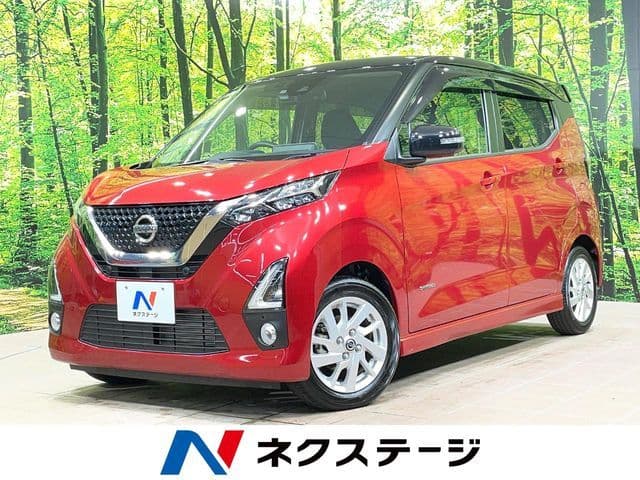 NISSAN