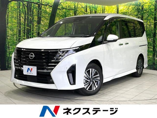 NISSAN