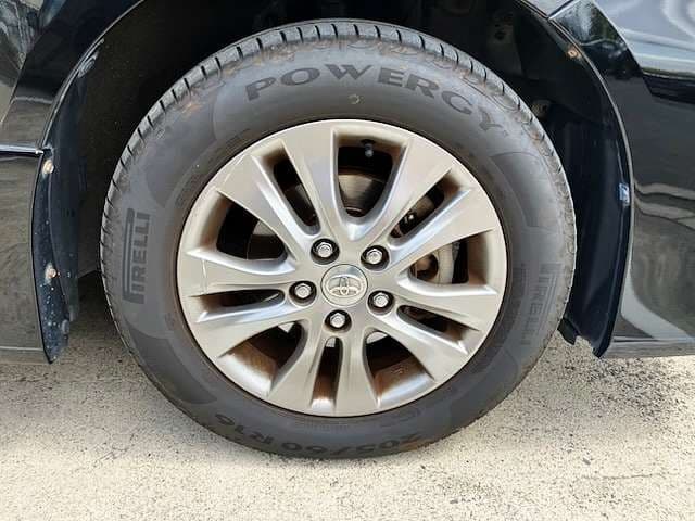 Car thumbnail 4