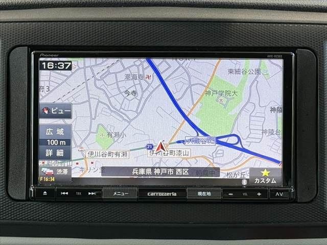 Car thumbnail 3