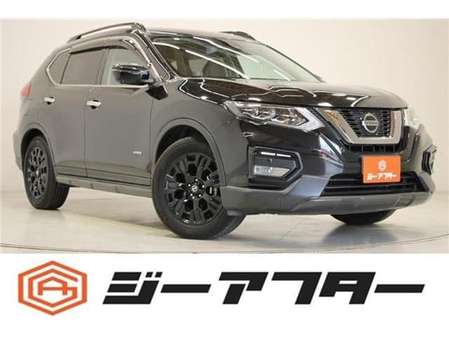 NISSAN