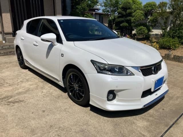 Car image 1