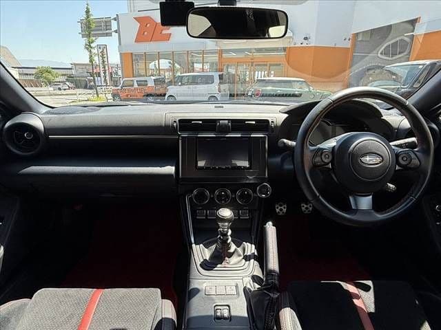 Car thumbnail 2