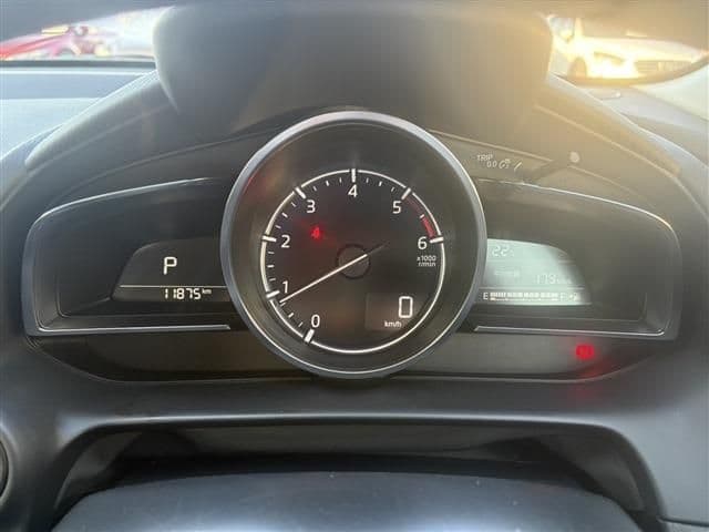 Car thumbnail 3