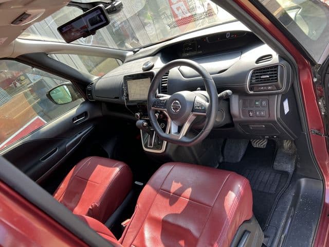 Car thumbnail 4