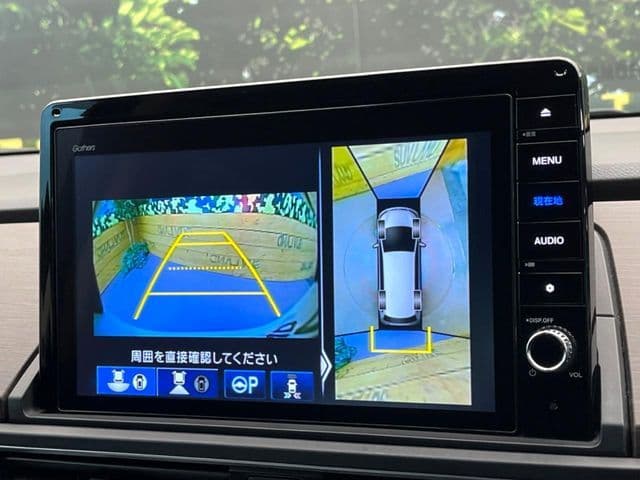 Car thumbnail 4