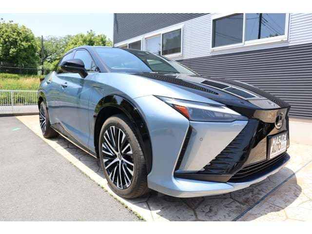 Car thumbnail 3