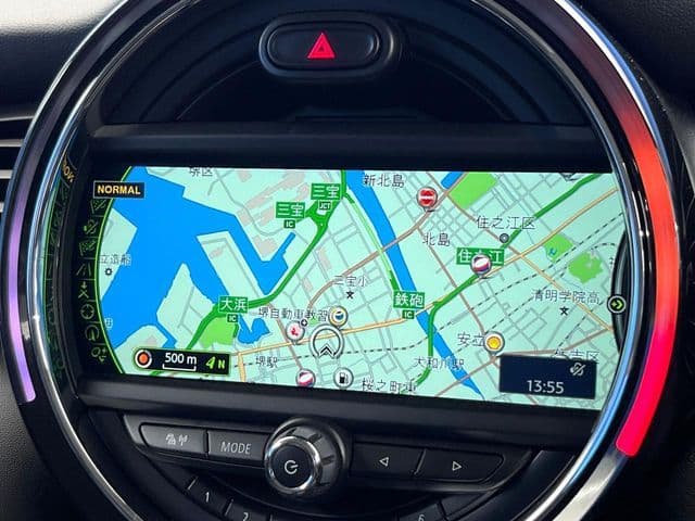 Car thumbnail 4