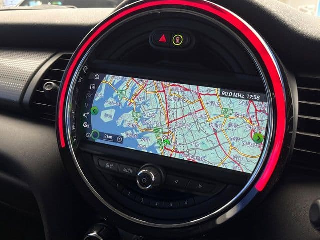 Car thumbnail 4