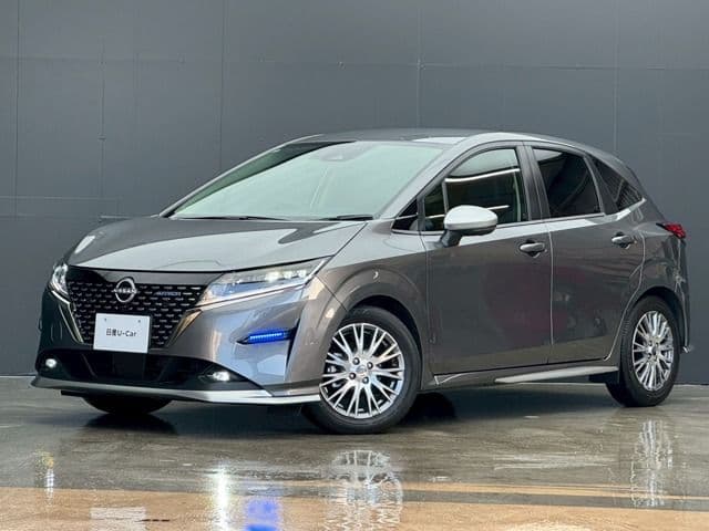 NISSAN