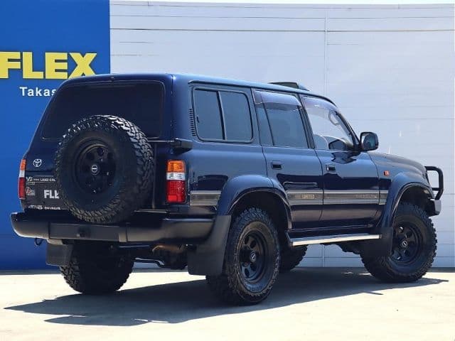 Car thumbnail 2