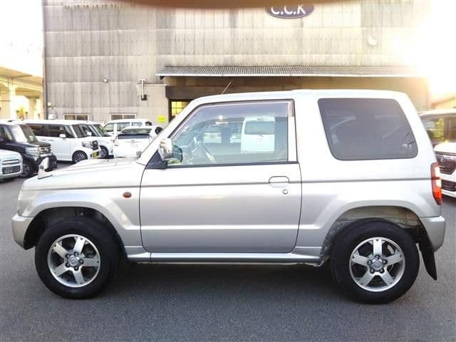 Car thumbnail 4