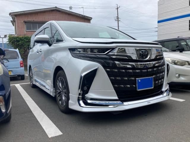 Car image 1