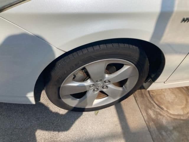 Car thumbnail 3