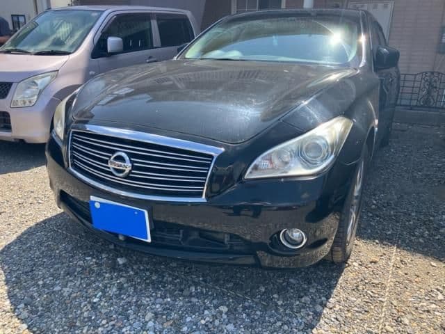 NISSAN