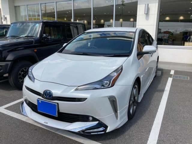 Car thumbnail 2