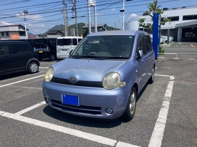 Car image 1