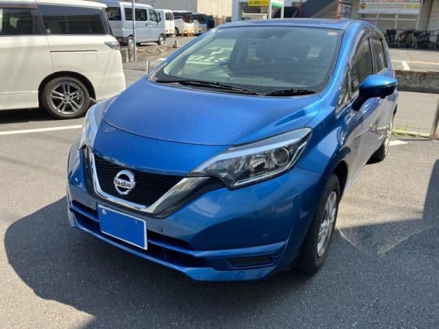 NISSAN