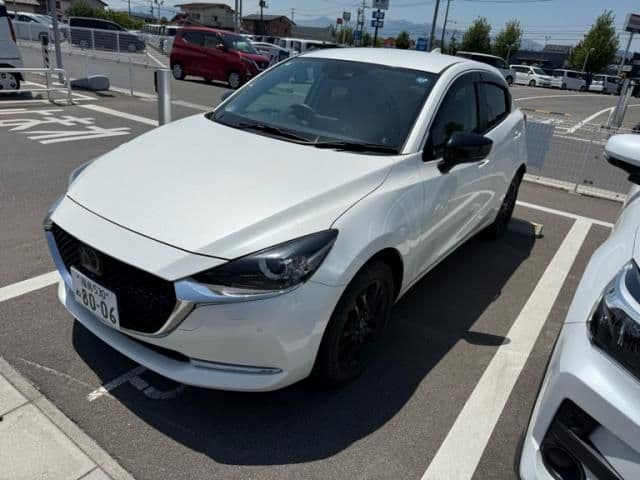 Car thumbnail 3