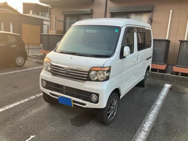 Car image 1
