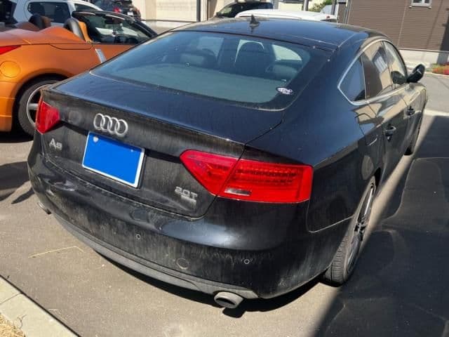 Car thumbnail 4
