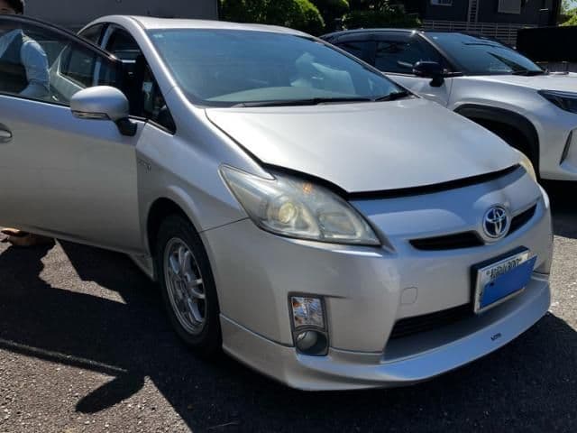 Car thumbnail 2