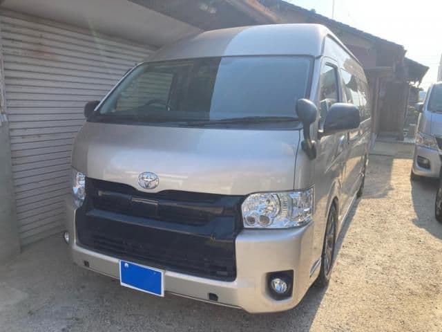Car image 1